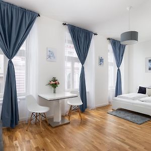 Stay2Gether Blue Vibe Studio - Metro Florenc